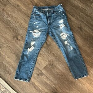 Levi 501 Crop Jean size 28